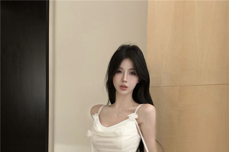 Plain Dress Detail Spaghetti Mermaid Side-Slit Flower Strap Ruched Maxi