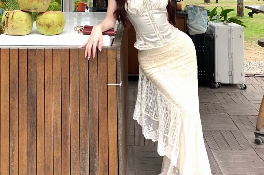Maxi Drawstring Trim Top Camisole / Lace Skirt Satin Rise High Fishtail