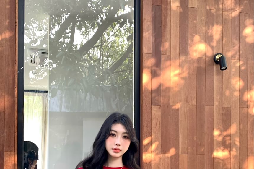 Shorts / Buckled Crew Rhinestone Plain Rise Short-Sleeve Low Neck Crop Tee