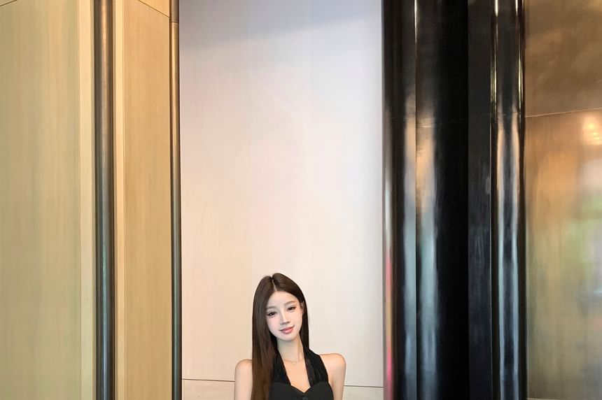 Lace Waist Skirt Crop A-Line Top Halter-Neck Plain Midi / Button-Up Mid