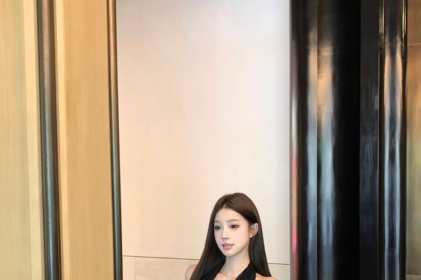 Lace Waist Skirt Crop A-Line Top Halter-Neck Plain Midi / Button-Up Mid