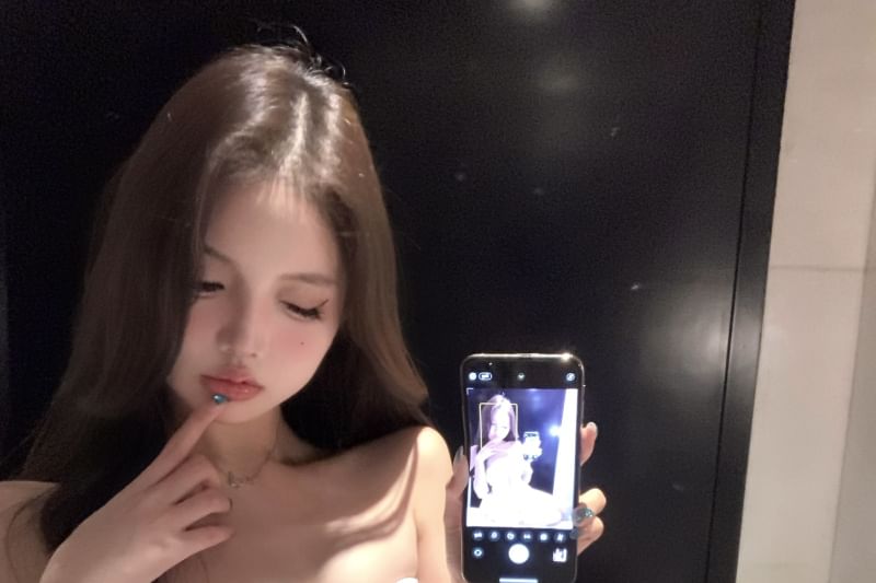 Tube Plain Floral Top