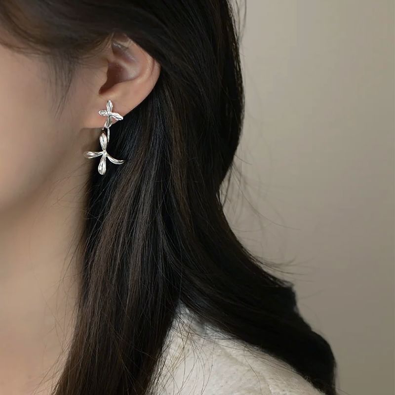 Clip-On / Drop Earring Flower