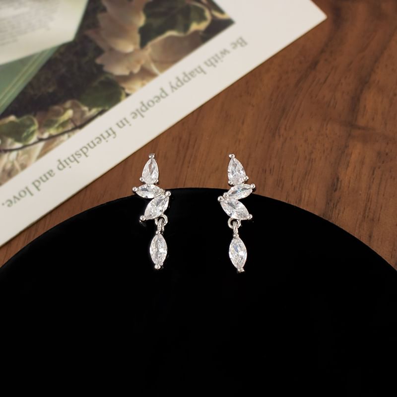 Drop Clip-On Earring / Rhinestone