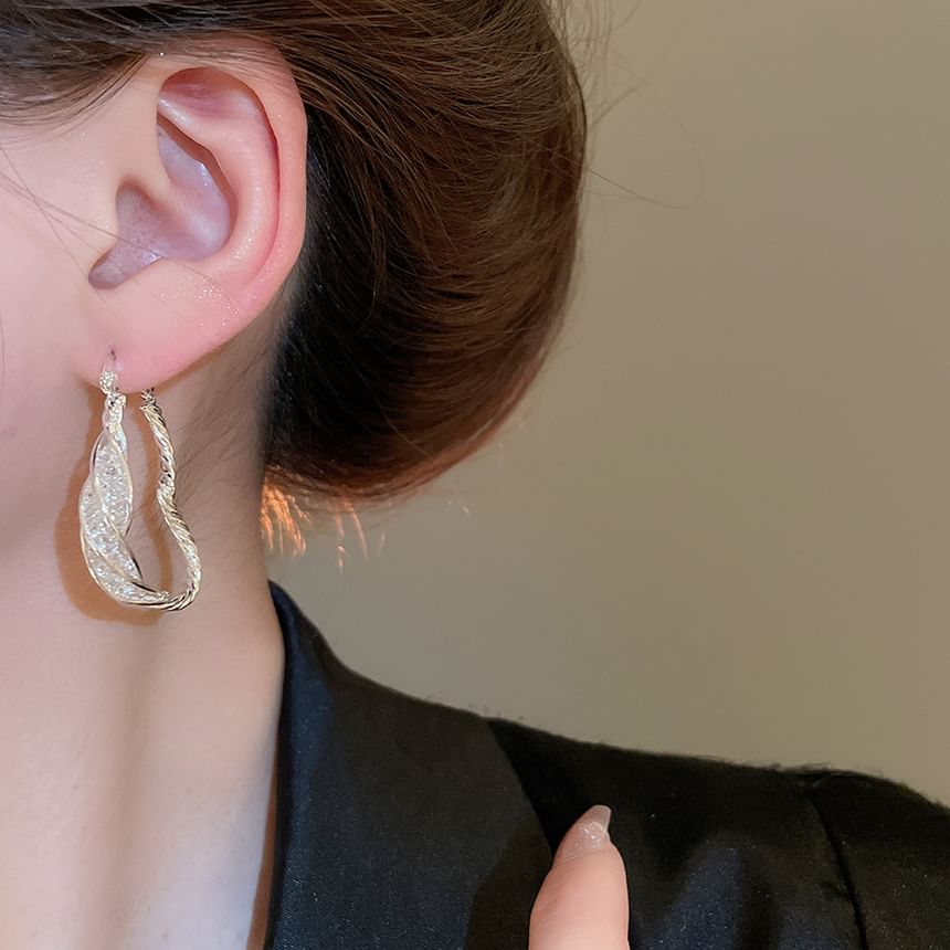 (Various Alloy Twisted Hoop Earring Designs)