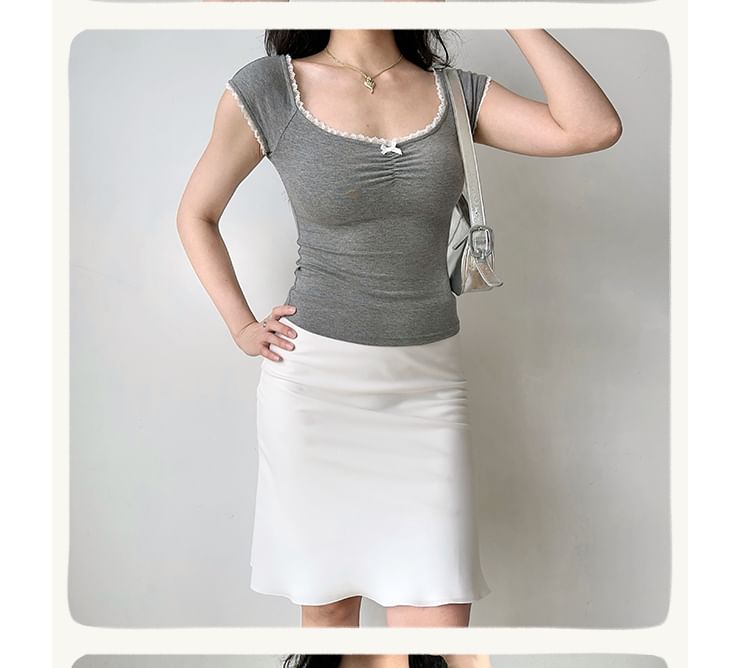 Square Neck Bowknot Lace Trim Tee - Short Sleeved