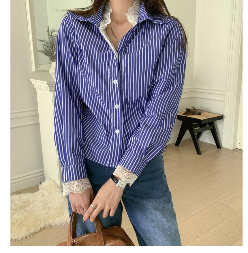 Collared Mock Two Piece Panel Lace Shirt - Long Sleeved