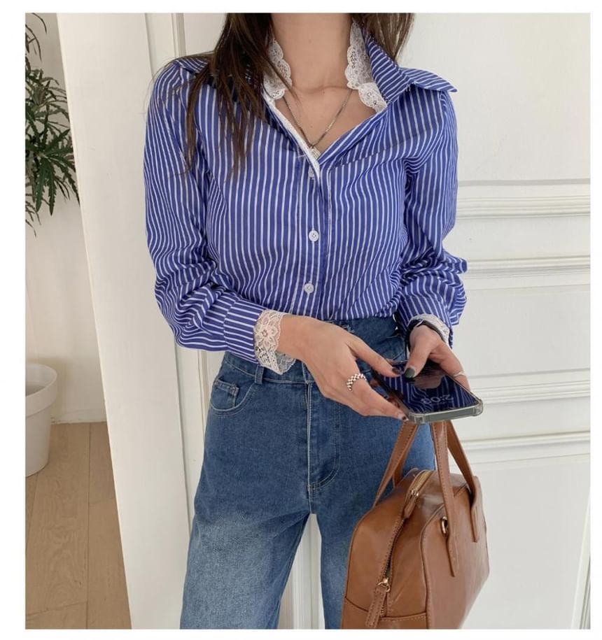 Collared Mock Two Piece Panel Lace Shirt - Long Sleeved