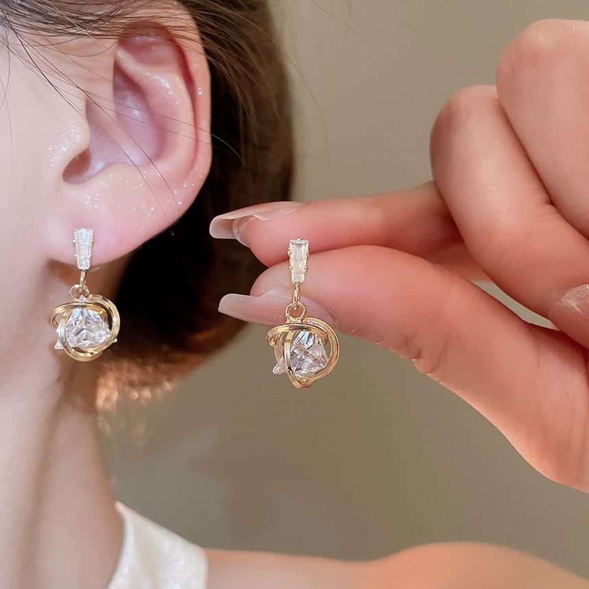 Rhinestone Alloy Drop Earring