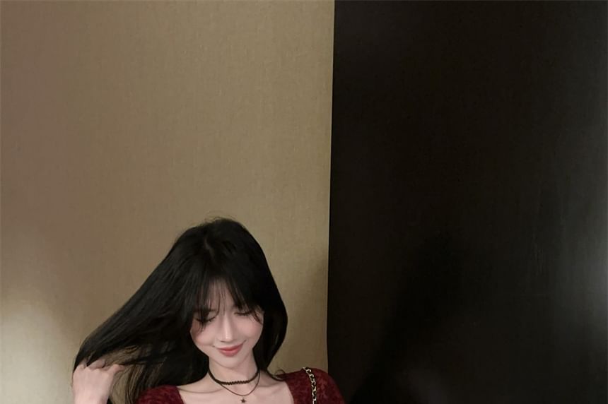 Hem Square Neck Lace Short-Sleeve Top Slit