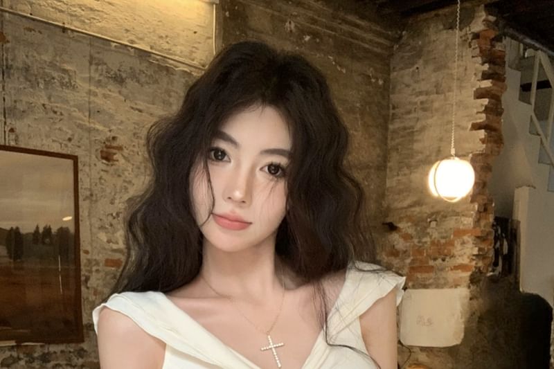 Cap-Sleeve Crop Top Plain V-Neck