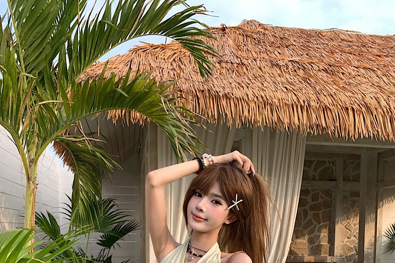 Crop V-Neck Top Rhinestone Sleeveless