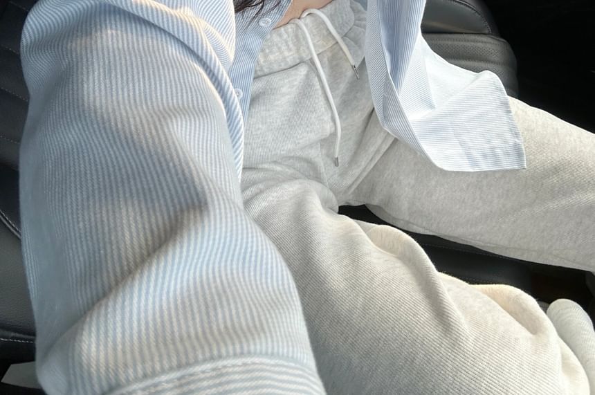 Button-Up Long-Sleeve Shirt Striped