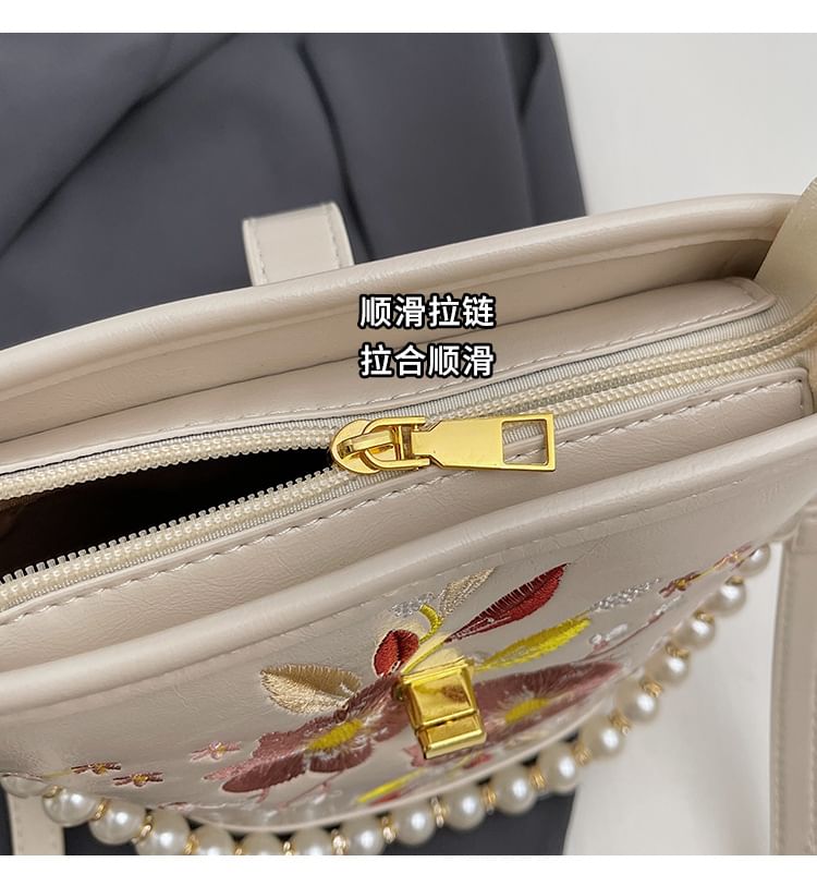 Pearl Faux Bucket Strap Embroidered Bag Floral