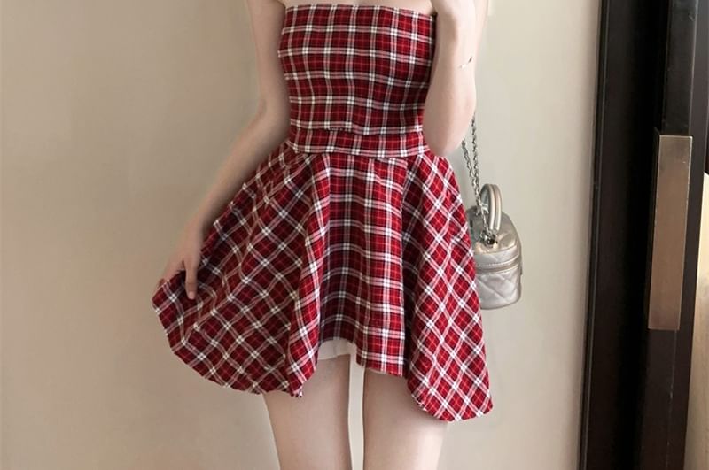 Ruched Top Asymmetrical Tube Plaid