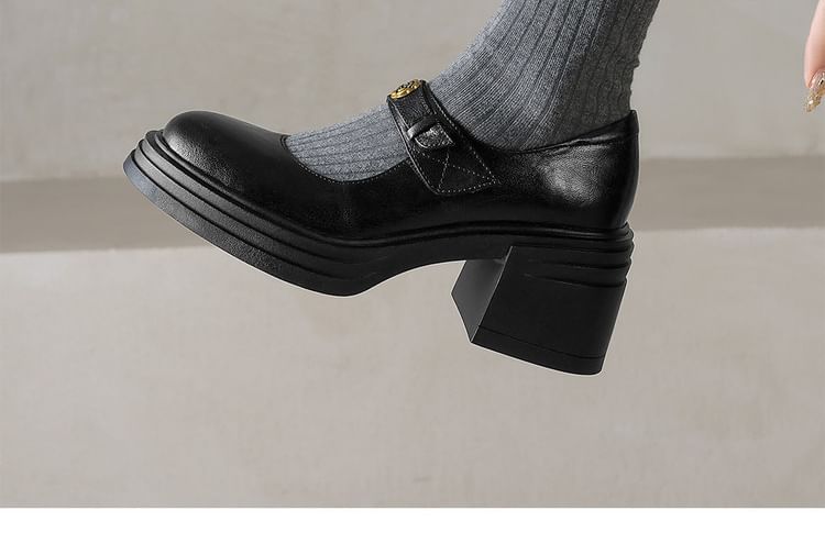 Block Mary Jane Platform Heel Pumps