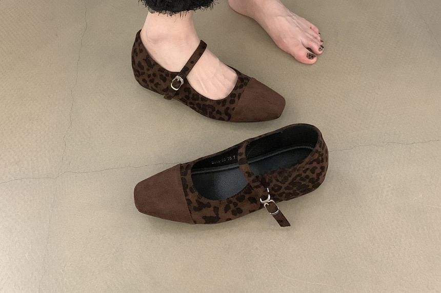 Jane Hidden Square Cap Toe Mary Wedge Pumps