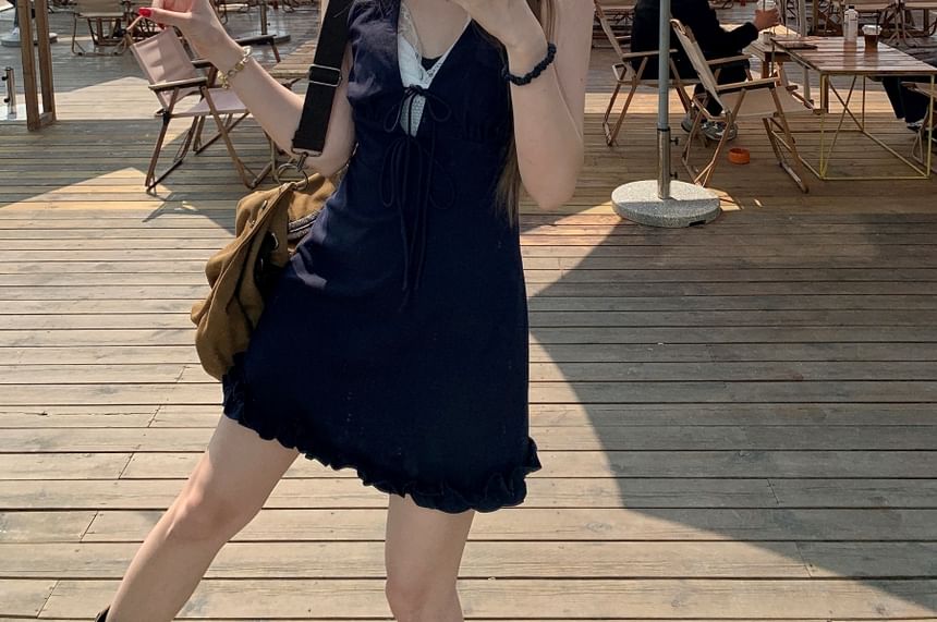 Dress V-Neck Lace Bow Panel Sleeveless A-Line Mini