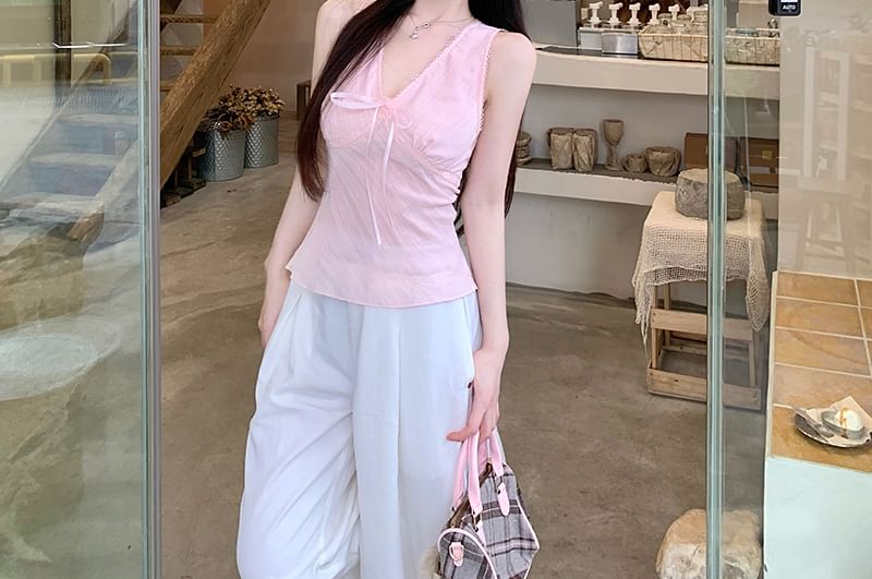 Tank Lace Top Bow Trim Fit Slim V-Neck
