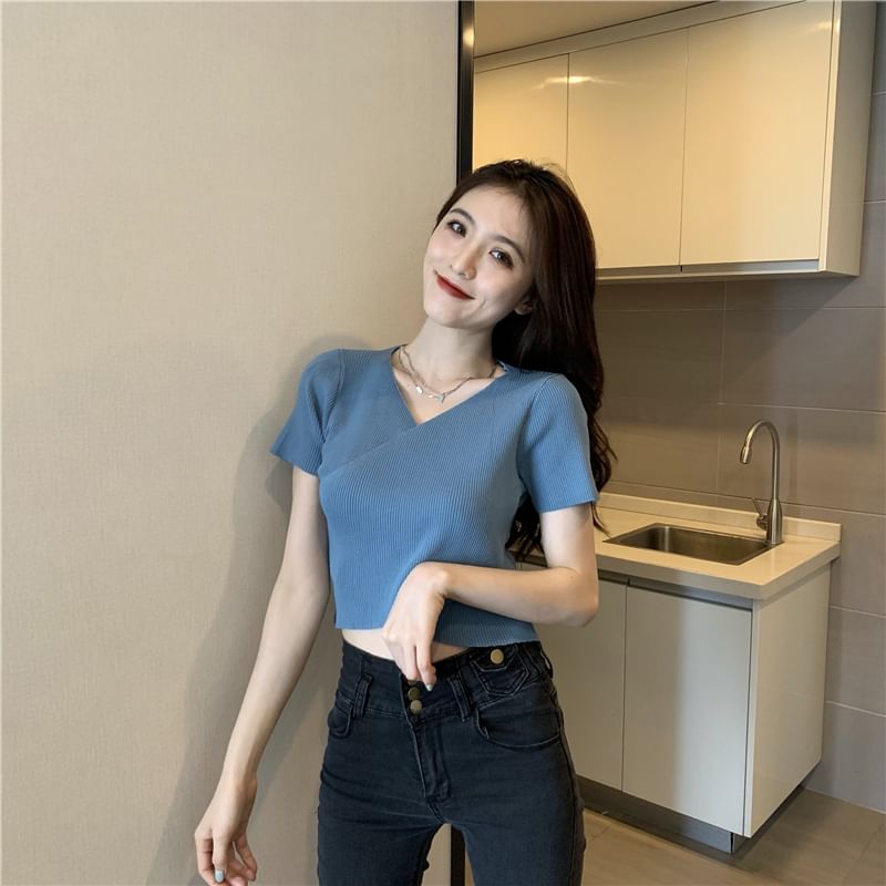 Asymmetrical Short-Sleeve Crop V-Neck Plain Ribbed Tee