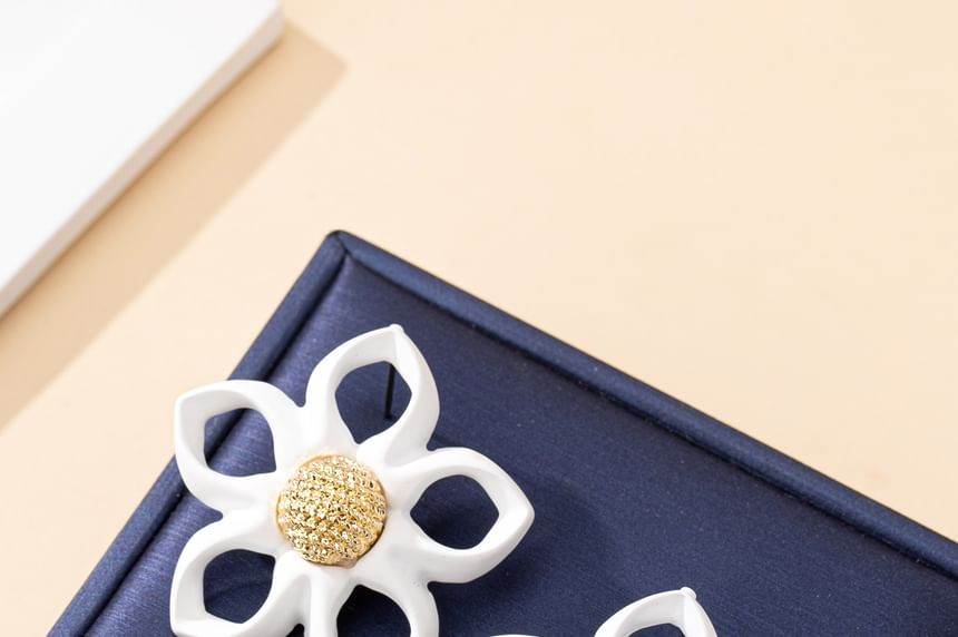 Floral Earring Stud Alloy
