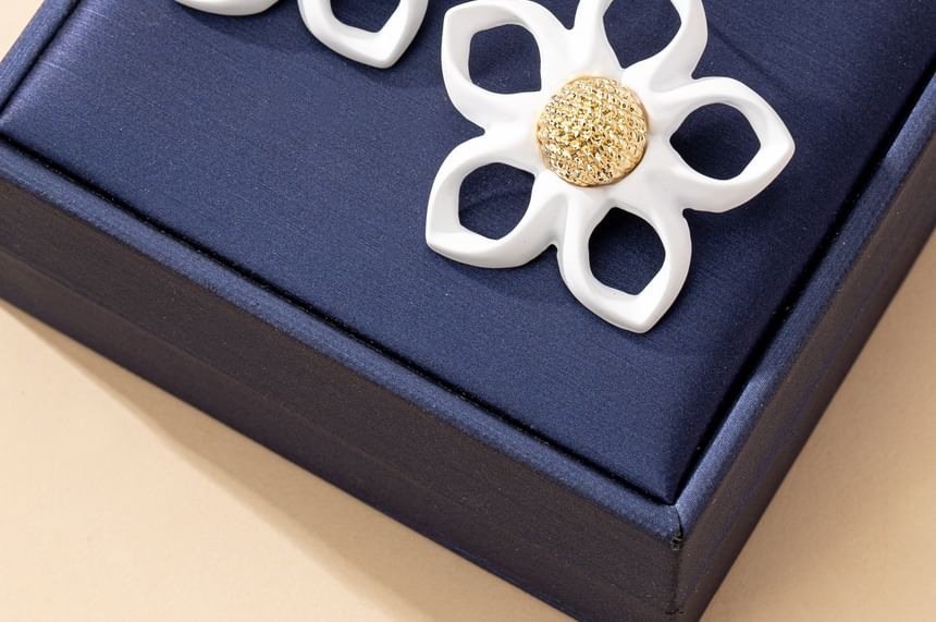 Floral Earring Stud Alloy