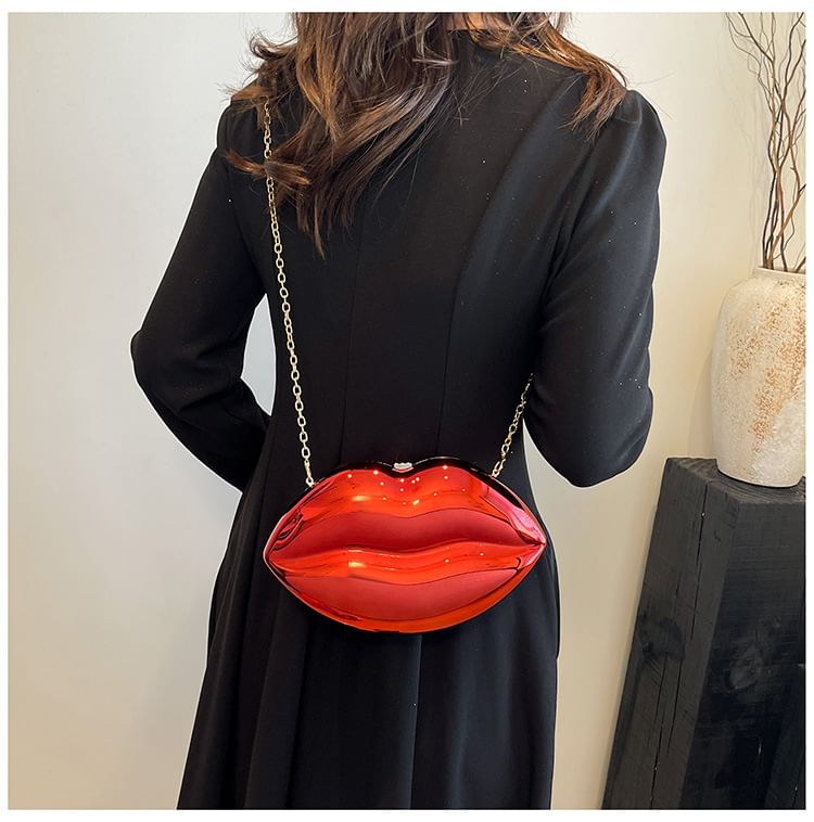 Lips Bag Chain Crossbody Strap