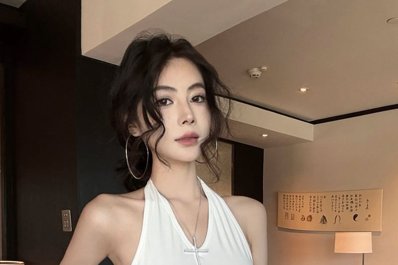 Halter Plain Top Asymmetrical Ruffle