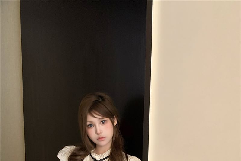 Cap Waist Shorts Stand Sleeve / Plain Blouse Collar Frill Bow High