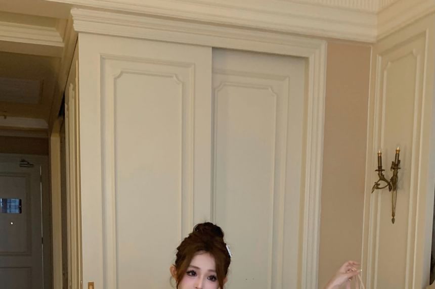 Square Ruffle / Bow Blouse Trim Cap Skirt Waist Sleeve Neck High Mini Lace Plain A-Line