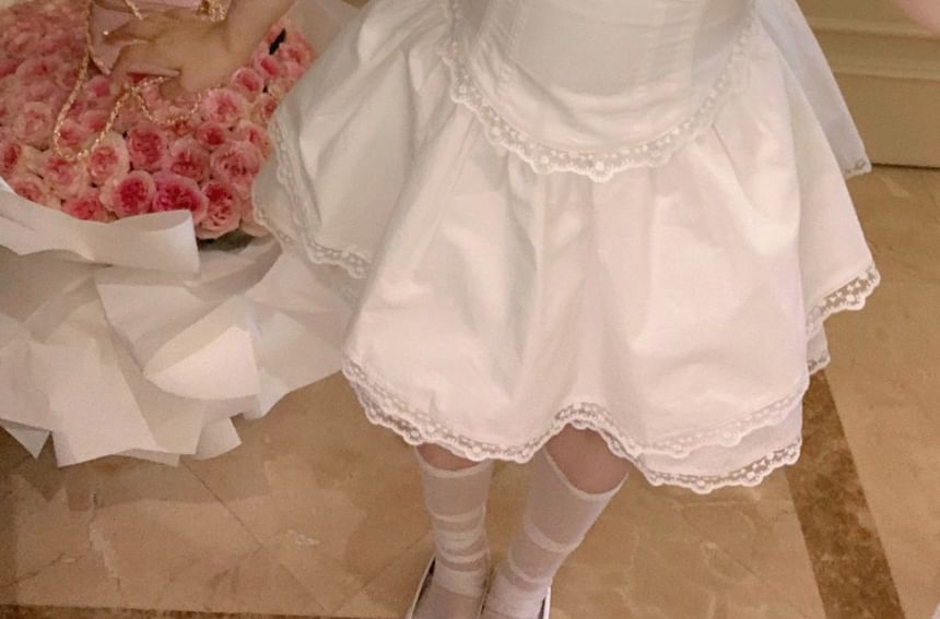 Square Ruffle / Bow Blouse Trim Cap Skirt Waist Sleeve Neck High Mini Lace Plain A-Line