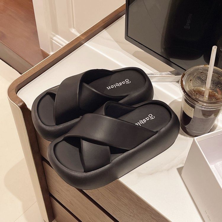 Criss Sandals Cross Platform Slide