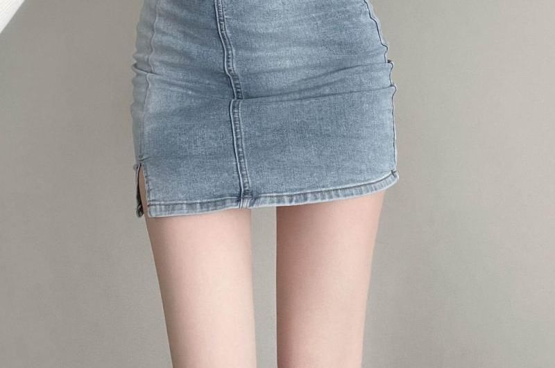 Ribbed Knit Top with One-Shoulder Denim Suspender Skirt