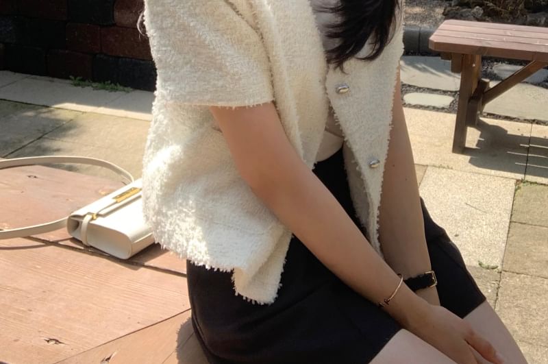 Short-Sleeve V-Neck Fringed Button-Up Plain Tweed Jacket