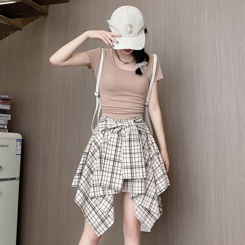 Asymmetrical Tie-Front Mini Skirt with Plaid Pattern