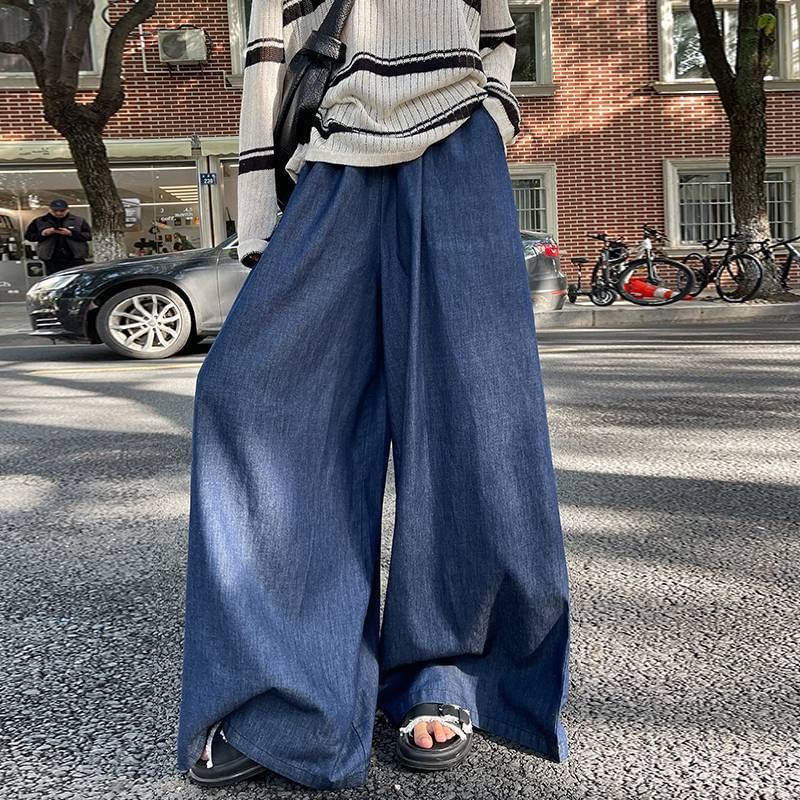 Elastic Waist Washed Wide Leg Jeans