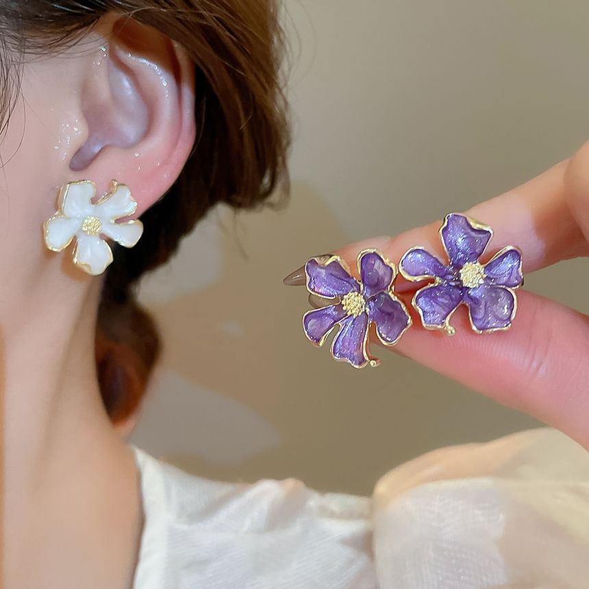 Earring Stud Flower
