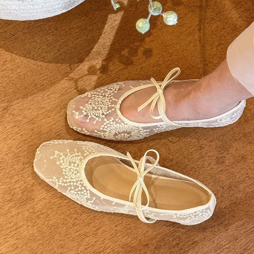 Floral Mary Jane Mesh Shoes Flat