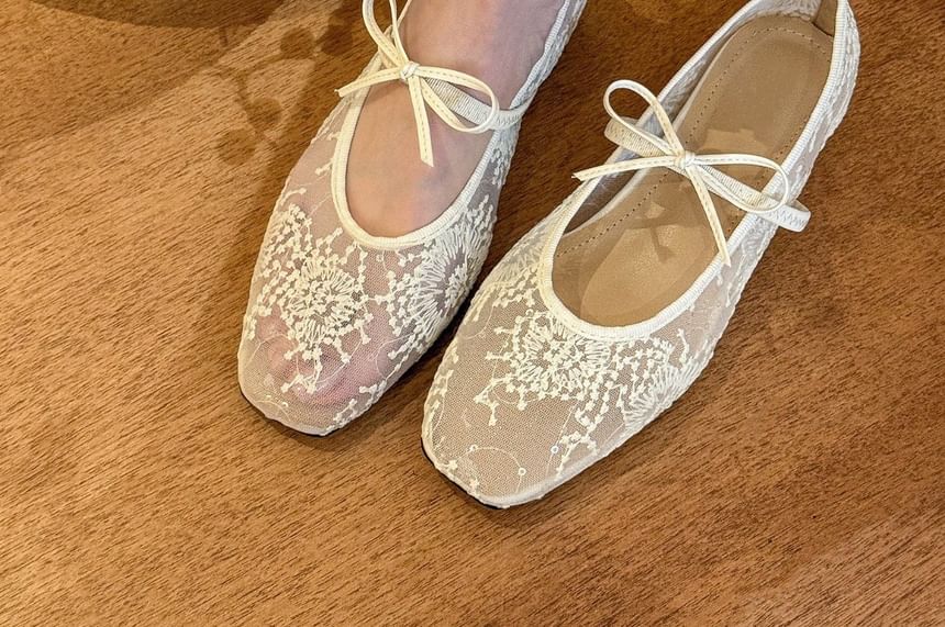 Floral Mary Jane Mesh Shoes Flat