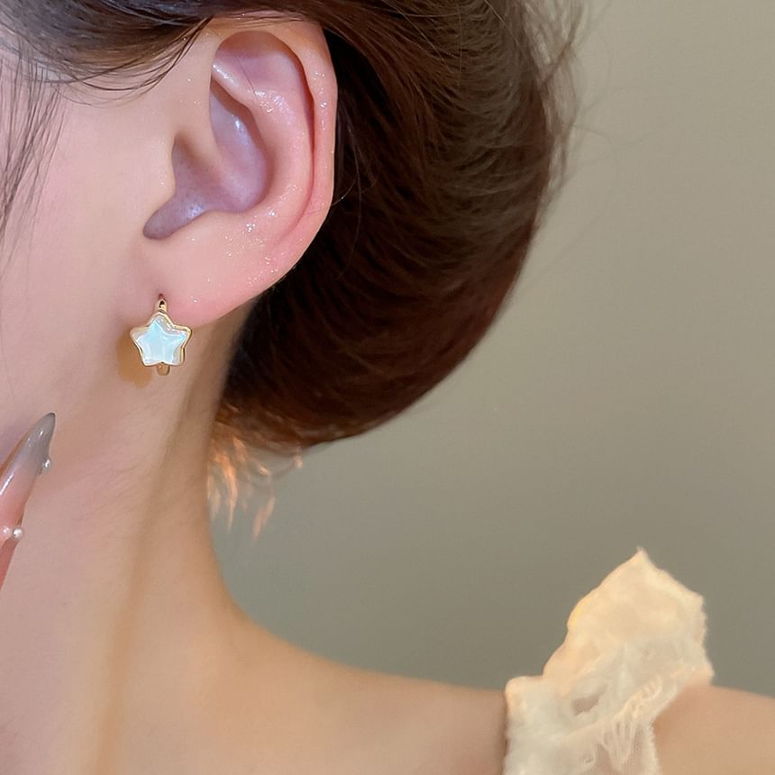 Hoop Star Earring