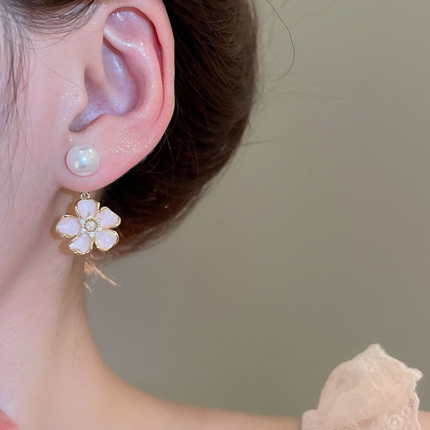 Drop Earring Pearl Faux Floral