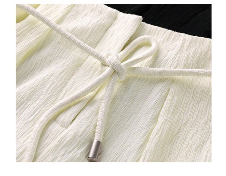 V-Neck Tank Plain Top Knot High / Slit Leg Wide Pants Rise