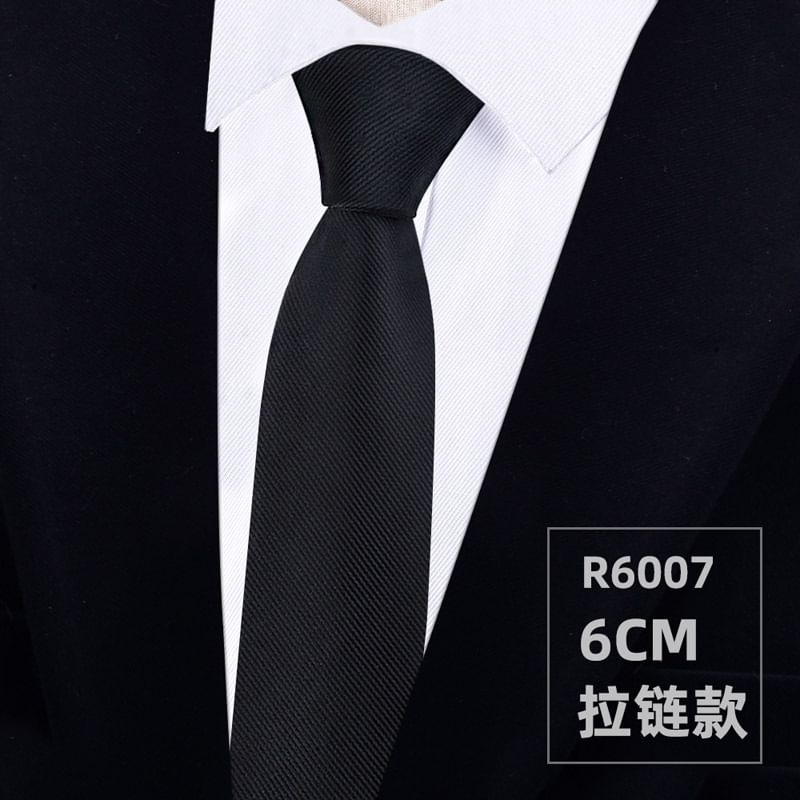 Silky Plain Tie