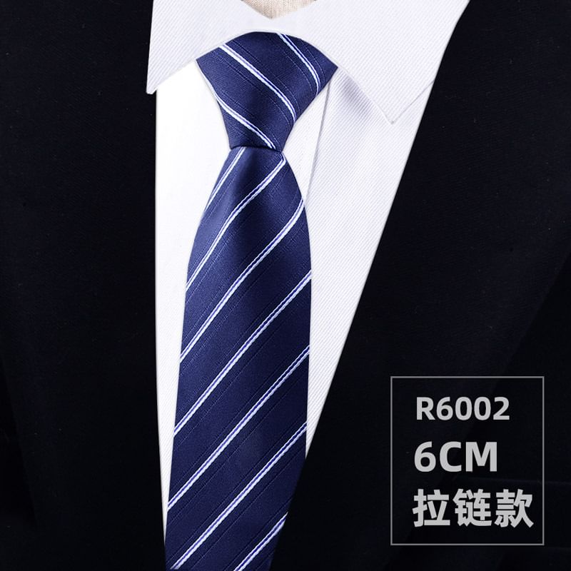 Silky Plain Tie