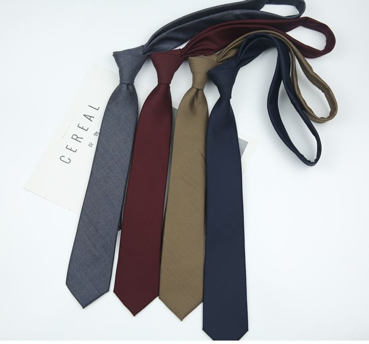 Plain Tie