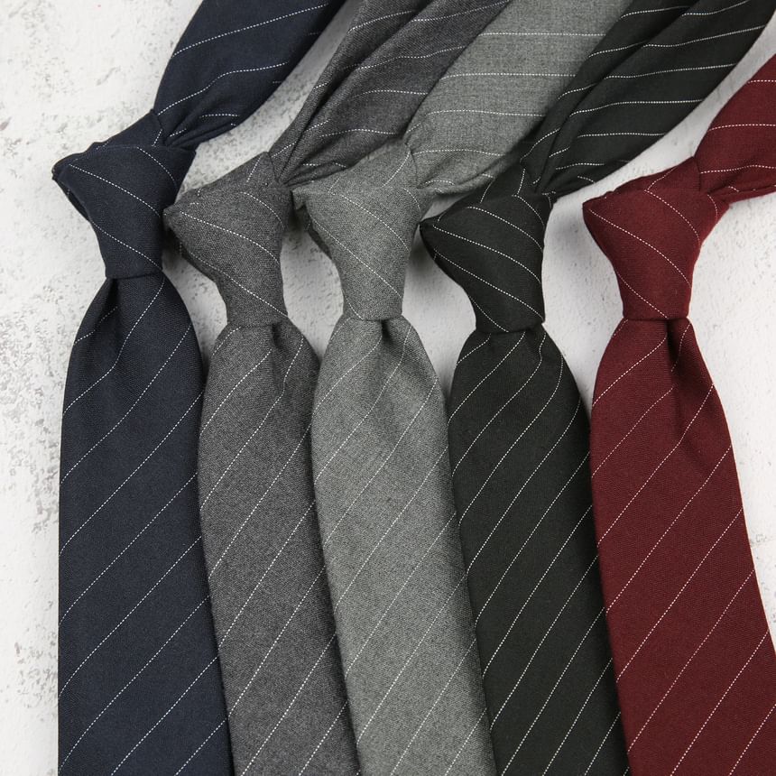 Plain Tie