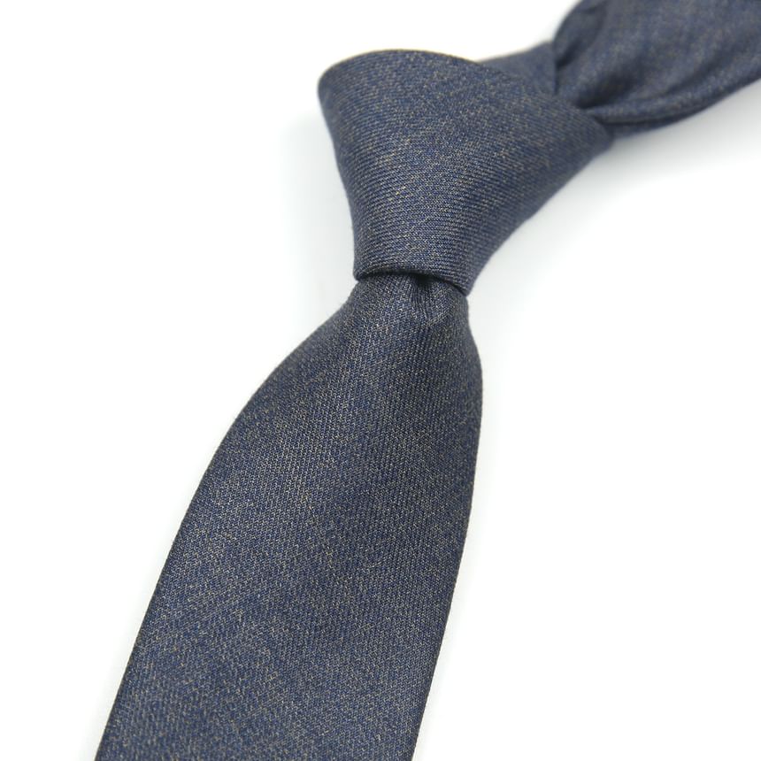 Plain Tie