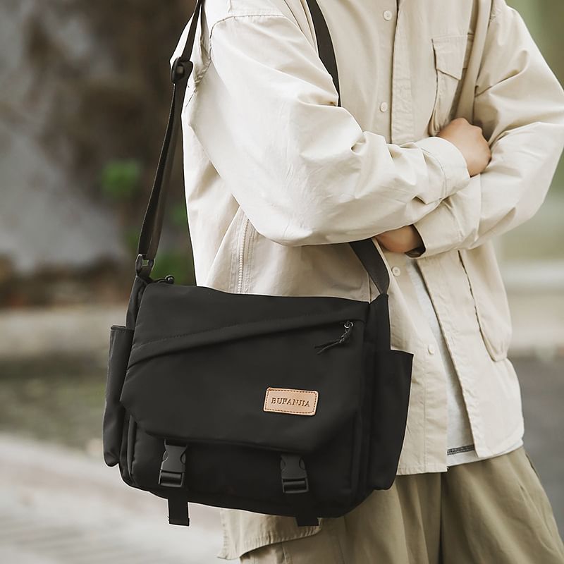 Bag Flap Messenger Plain