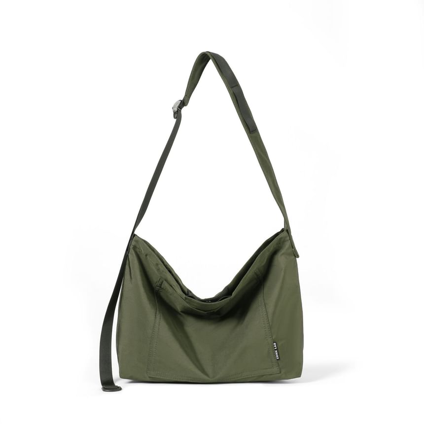Messenger Lightweight Zip Bag Plain
