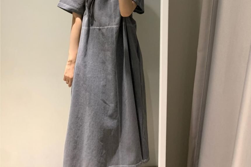 Contrast Stitching Short-Sleeve Crew Neck Maxi Smock Dress